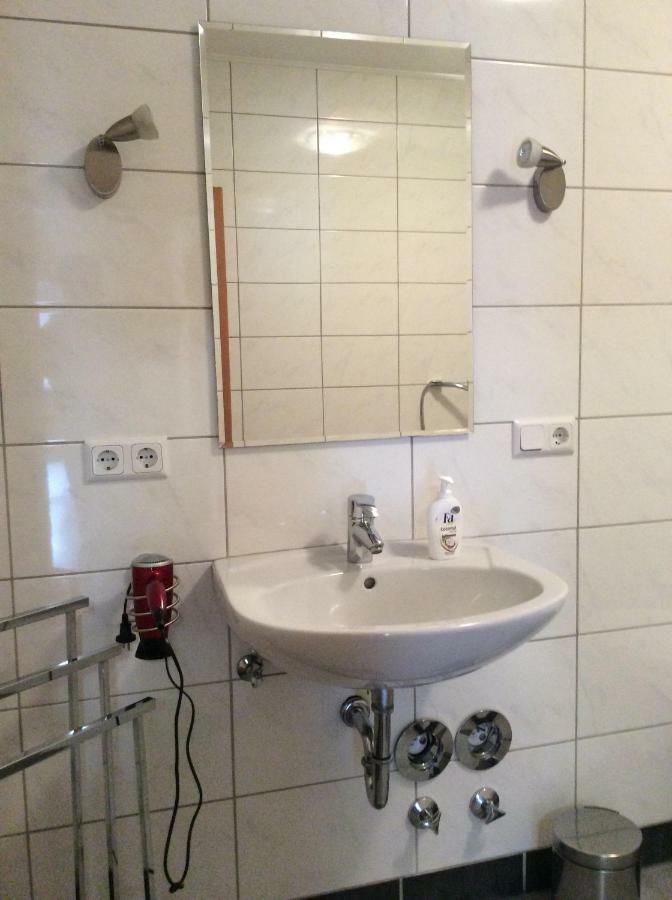 Ferienwohnung Schmitz Serrig Exterior foto