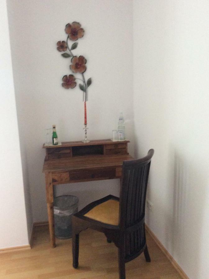 Ferienwohnung Schmitz Serrig Exterior foto