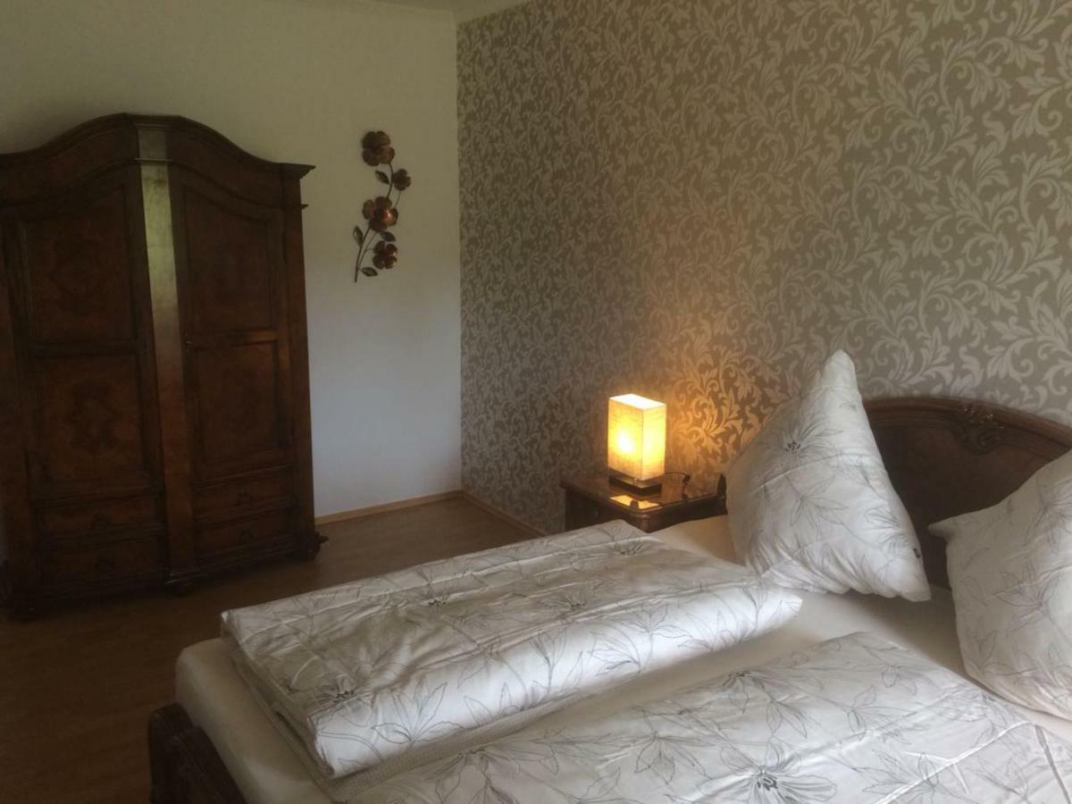 Ferienwohnung Schmitz Serrig Exterior foto